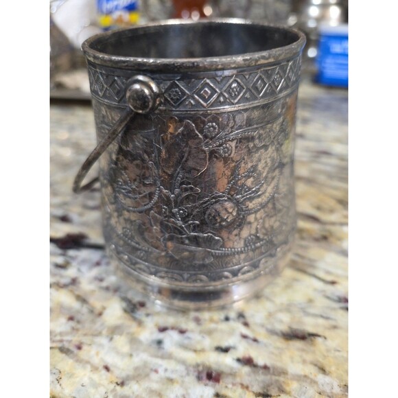 Vtg Middletown 525 White Metal w Handle Intricate Detail Dragon RARE FIND 4.5” - Picture 3 of 7